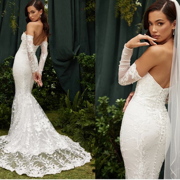 HOUSE OF CB 'Isabelle' White Lace Long Sleeve Bridal Gown NWOT - Picture 3 of 16